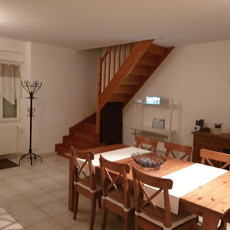 Maisons Cosy De Village Gurgy Esterno foto